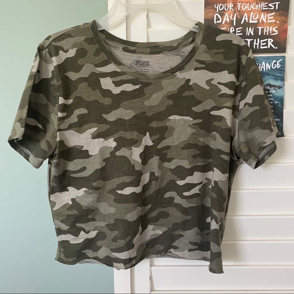 Victoria’s Secret Pink Cropped Camo Top